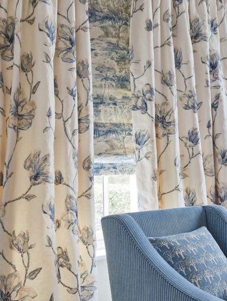 Hovedbilde Lola Flower fabric fra  Jane Churchill CodeJ921F 