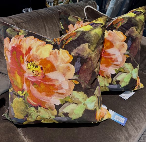 Hovedbilde Puter i Gertrude Rose Sepia fra Designers Guild ...